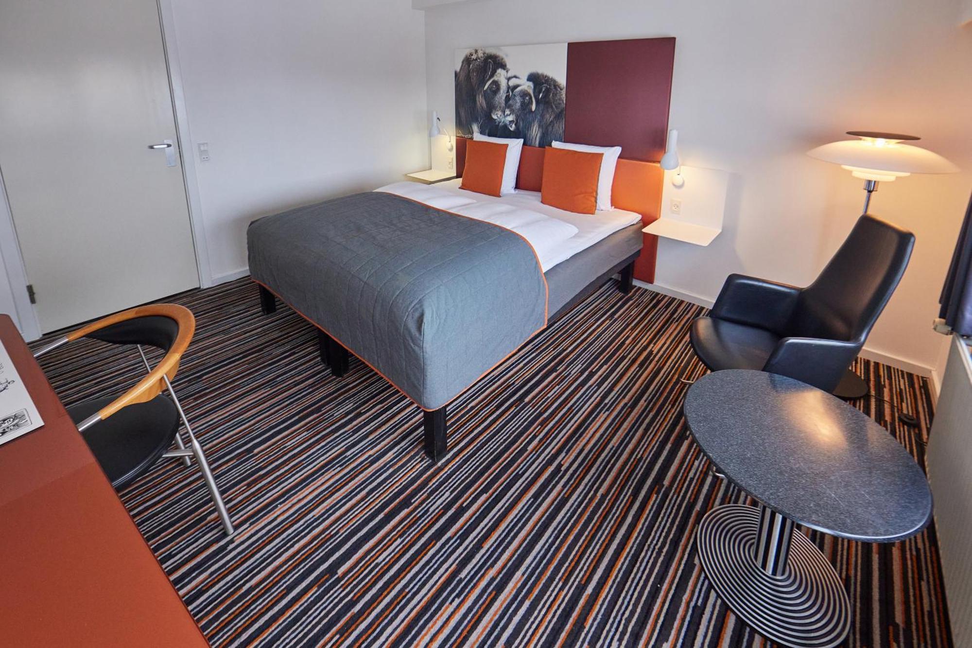 Hotel Hans Egede Nuuk Ngoại thất bức ảnh